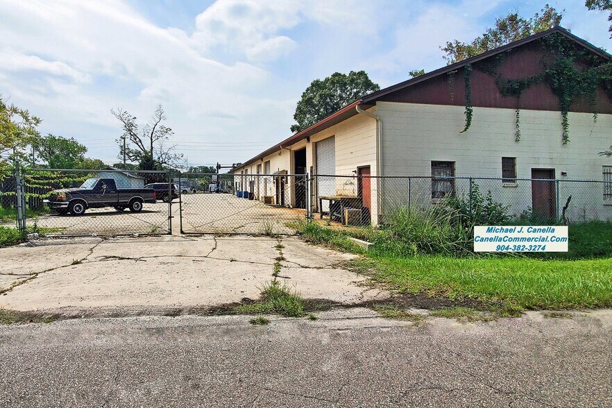 More Photos Of 4131 Lenox Ave, Jacksonville Warehouse For Sale
