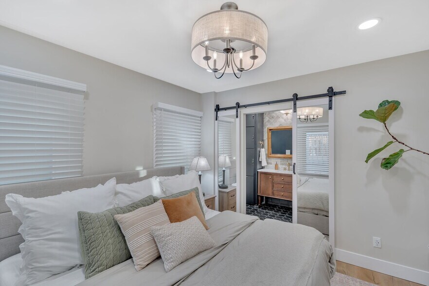 More Photos Of 418 W Ivy St, San Diego Apartments For Sale