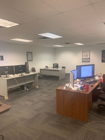 More Photos Of 4525 Rhodes Dr, Windsor Light Distribution For Lease