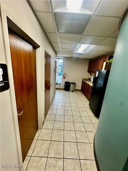 More Photos Of 2850 S Arlington Rd, Akron Office For Sale