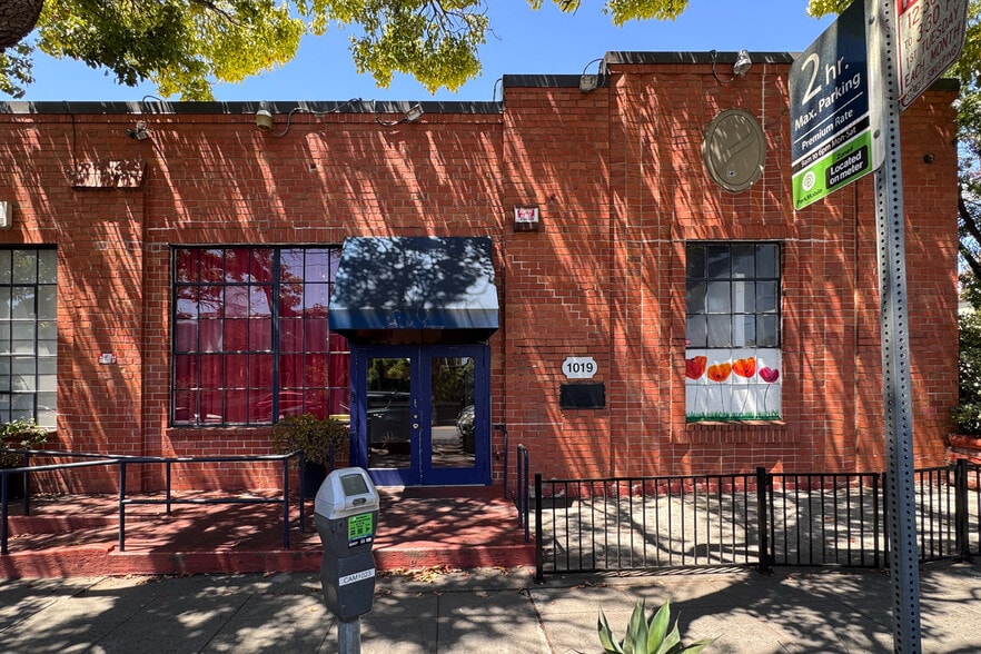 More Photos Of 1329 9th St, Berkeley Storefront Retail Office For Lease