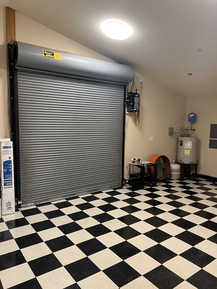 More Photos Of 7201 N 7th St, Phoenix Loft Creative Space For Sale