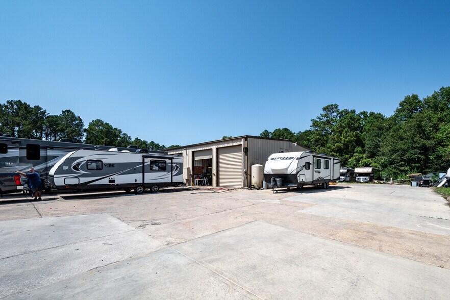 More Photos Of 752 & 870 Hwy 59, Cleveland General Retail For Sale
