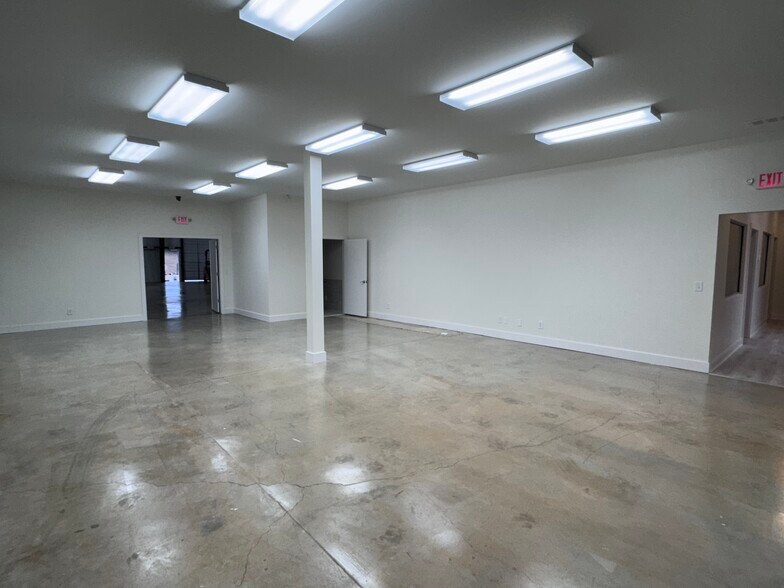 More Photos Of 2956 S Waterworks Rd, Buford Manufacturing For Lease