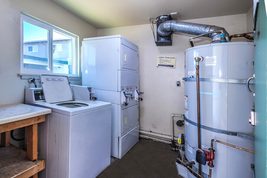 More Photos Of 106 N Bayshore Blvd, San Mateo Apartments For Sale