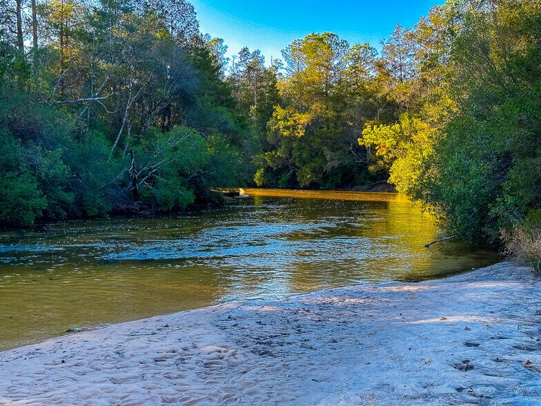 More Photos Of 7009 Creek Stone Rd, Milton Lodge Meeting Hall For Sale