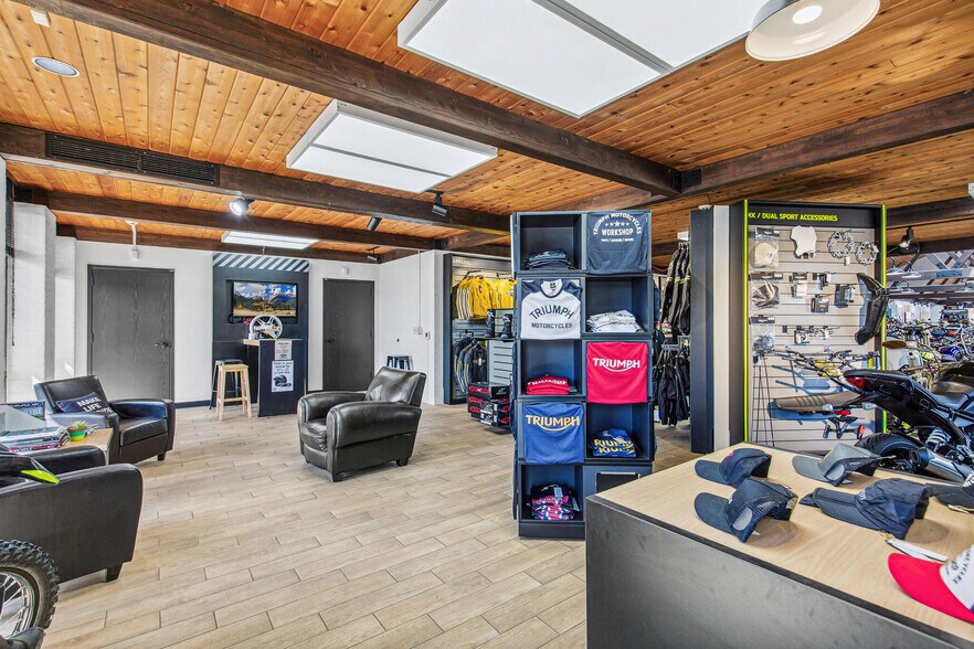 More Photos Of 1435 Wadsworth Blvd, Lakewood Storefront For Sale