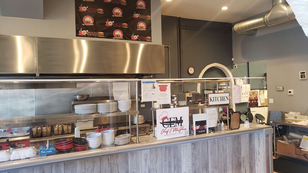 More Photos Of 2251-2259 W Taylor St, Chicago Restaurant For Lease