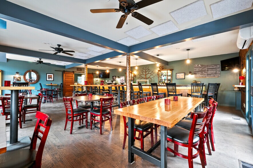 More Photos Of 181 E Brown St, Blairsville Restaurant For Sale