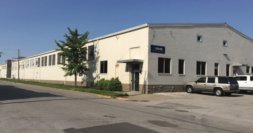 Primary Photo Of 1501 Iron St, North Kansas City Warehouse For Lease