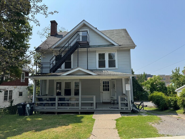 More Photos Of 214 Delaware Ave, Ithaca Apartments For Sale