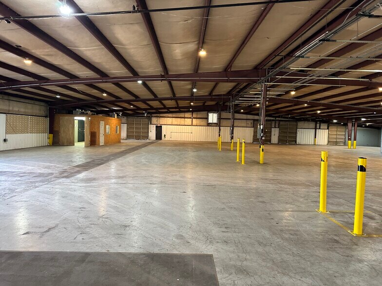 More Photos Of 225 Industrial Rd, Savannah Manufacturing For Sale