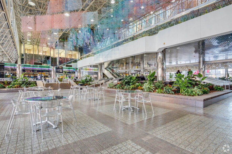 More Photos Of 211 N Robinson Ave, Oklahoma City Office For Lease