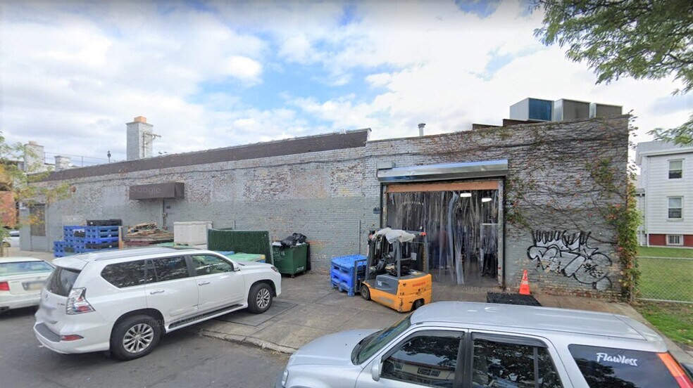 More Photos Of 2184 McDonald Ave, Brooklyn Storefront For Lease