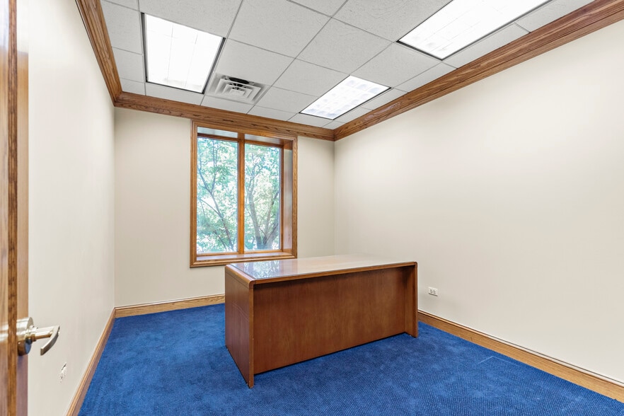 More Photos Of 310 Main St, Lemont Bank For Lease