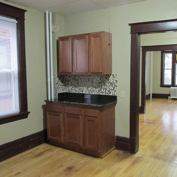 More Photos Of 744 Simon Ave, Saint Paul Apartments For Sale