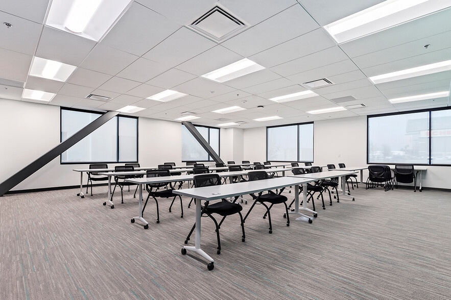 More Photos Of 2760 W Excursion Dr, Meridian Office For Sale