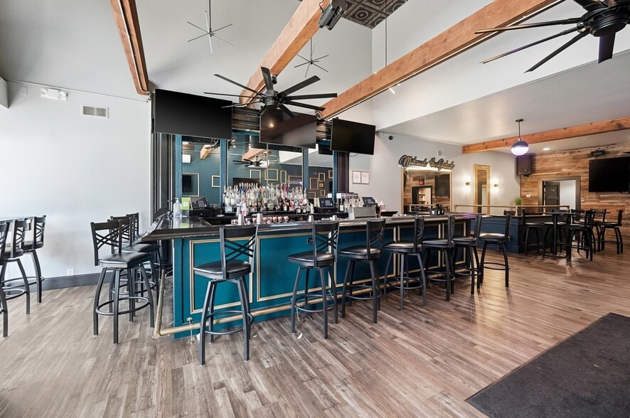 More Photos Of 4034 Hamilton Ave, Cincinnati Storefront Retail Office For Sale