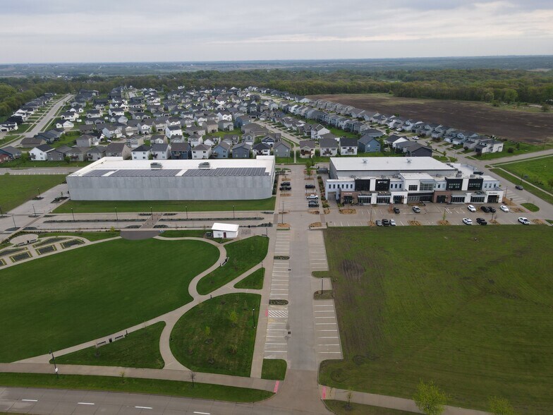 More Photos Of 1220 NE Station Crossing Dr, Grimes General Retail For Lease