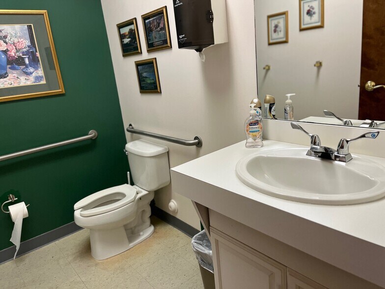 More Photos Of 2273 Highway 33, Hamilton Medical For Sale