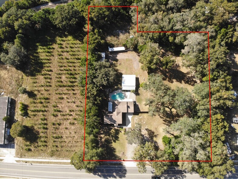 More Photos Of 230 S Center St, Pierson Apartments For Sale