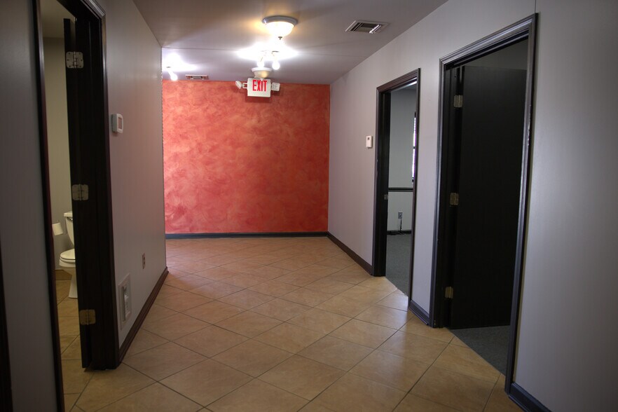 More Photos Of 101 W Shrader St, Liberty Manufacturing For Lease