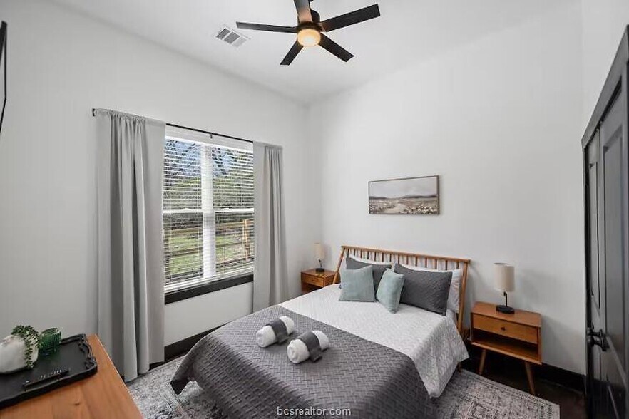 More Photos Of 310 Sweet Gum Ln, Somerville Specialty For Sale