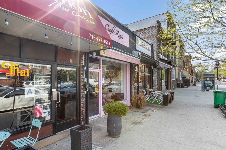 More Photos Of 4712-4724 30th Ave, Astoria Office For Lease