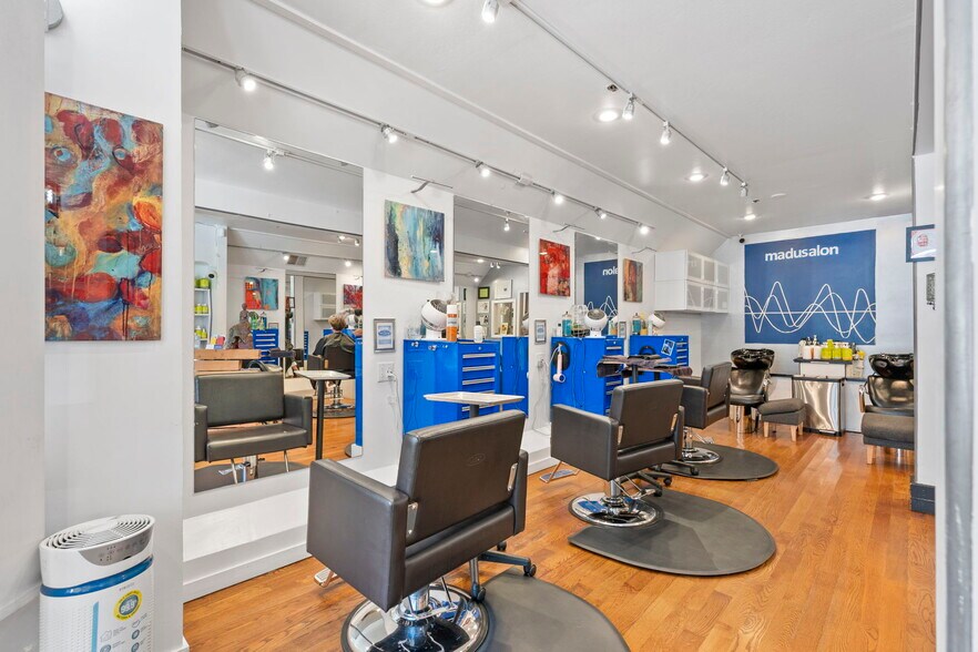 More Photos Of 2250 Union St, San Francisco Storefront Retail Office For Sale