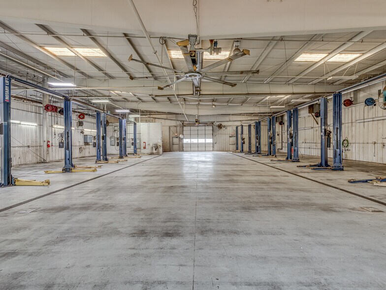 More Photos Of 1030 W I 240 Service Rd, Oklahoma City Auto Dealership For Sale