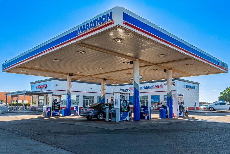 Primary Photo Of 611 E Main St, Somerton Service Station For Sale