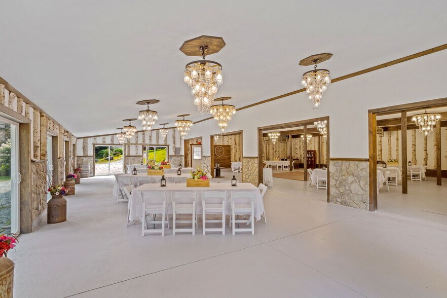 More Photos Of 1650 Bodoit Rd, Fishs Eddy Hotel For Sale