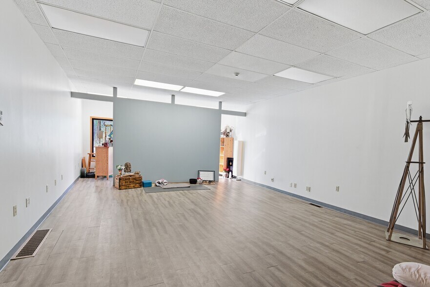 More Photos Of 218 Minnesota Ave NW, Bemidji Medical For Sale