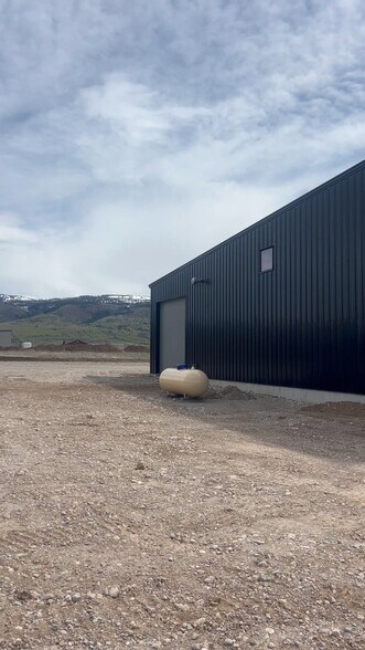 More Photos Of 162 Business Centre Cir, Driggs Warehouse For Lease