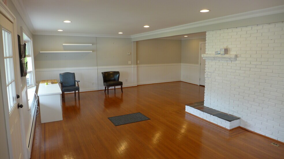 More Photos Of 2025 Rt-71, Spring Lake Office For Lease
