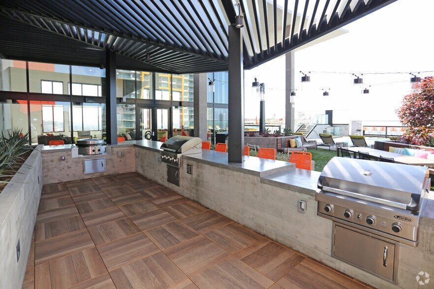 More Photos Of 1501 Island Ave, San Diego Apartments For Lease