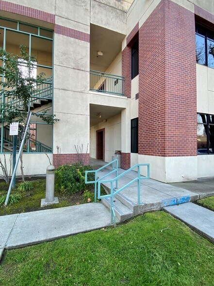 More Photos Of 3133 W March Ln, Stockton Medical For Sale