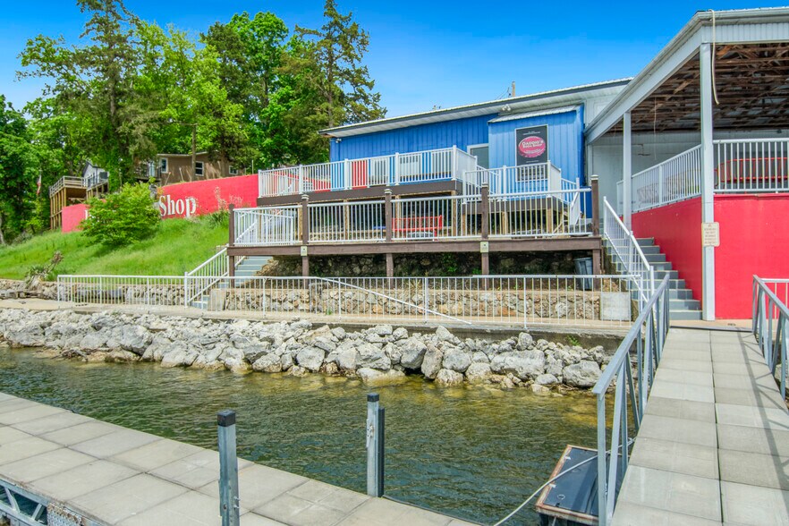 More Photos Of 27485 Cross Ln, Barnett Restaurant For Sale