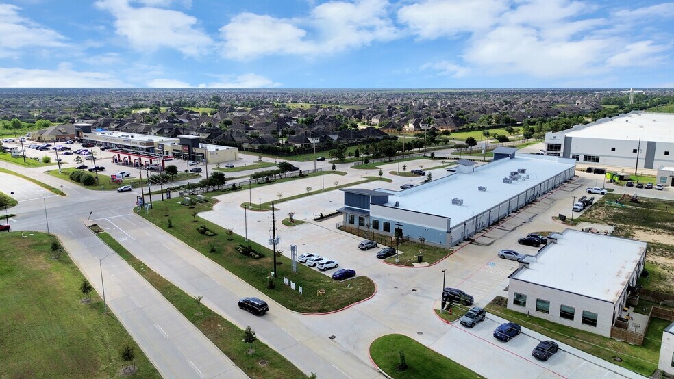 More Photos Of 30625 Kingsland Blvd, Brookshire Storefront For Sale