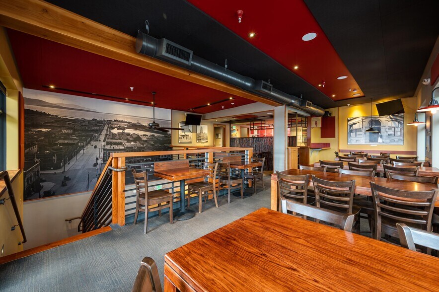 More Photos Of 1011 Harris Ave, Bellingham Restaurant For Sale