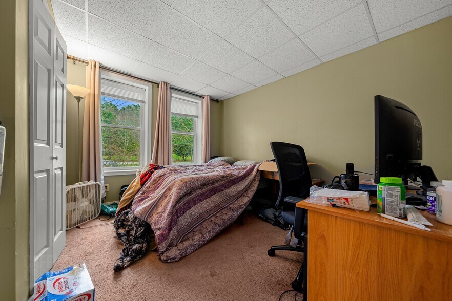 More Photos Of 15 South St, Freeport Apartments For Sale