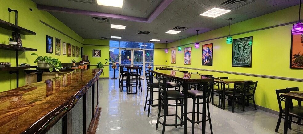 More Photos Of 4452 Commercial Dr, New Hartford Unknown For Lease