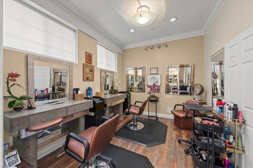 More Photos Of 1176 Laurel St, San Carlos Storefront Retail Residential For Sale