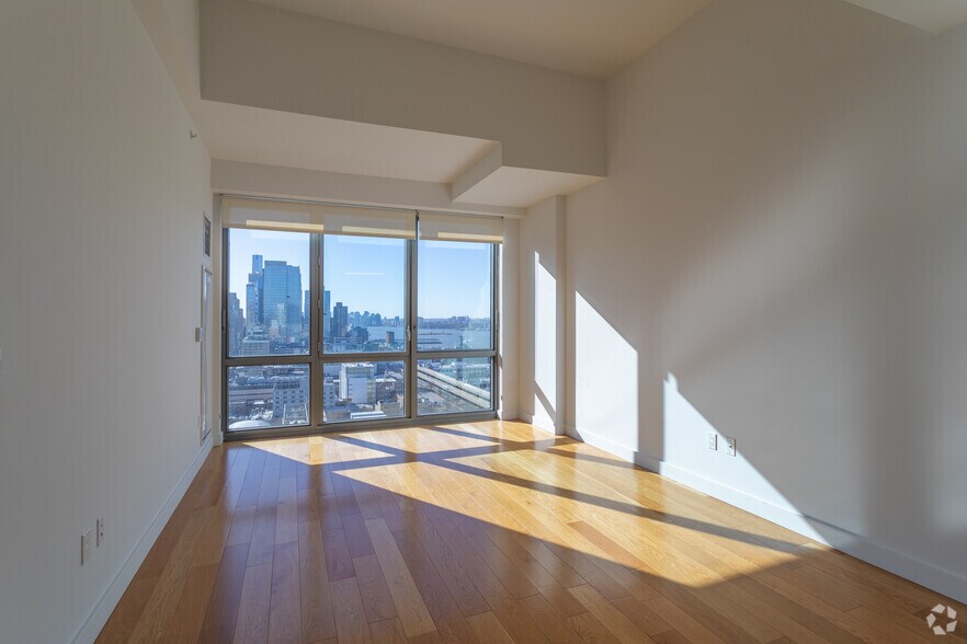 More Photos Of 606 W 57th St, New York Multifamily For Sale