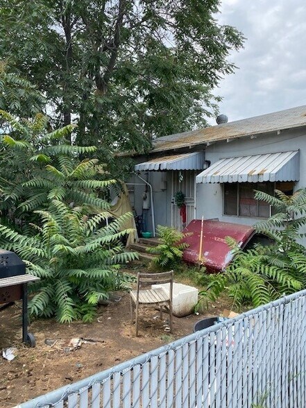 More Photos Of 206 Beardsley Ave, Bakersfield Manufactured Housing Mobile Home Park For Sale