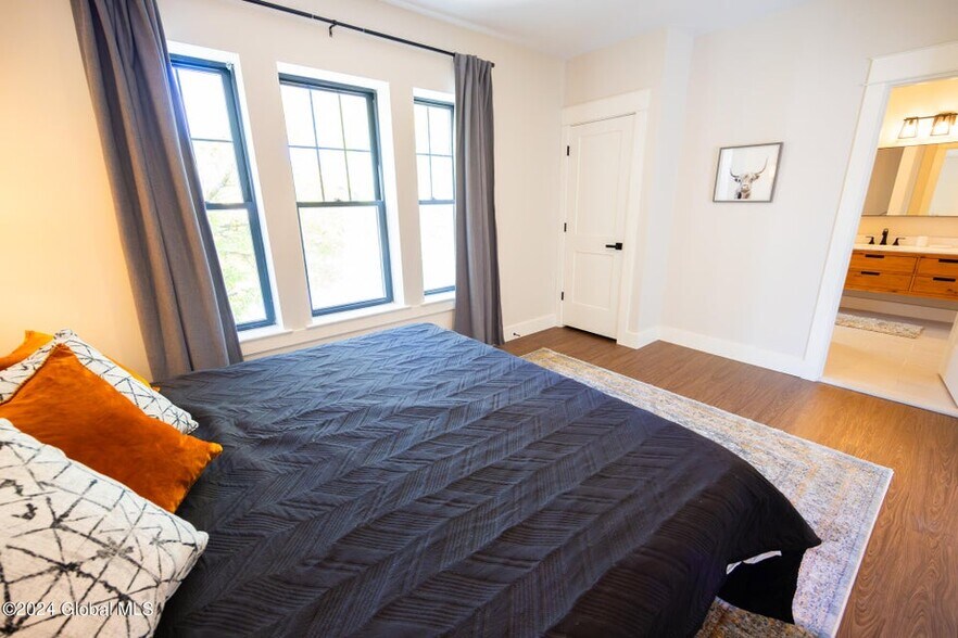 More Photos Of 58 South St, Glens Falls Storefront Retail Residential For Sale