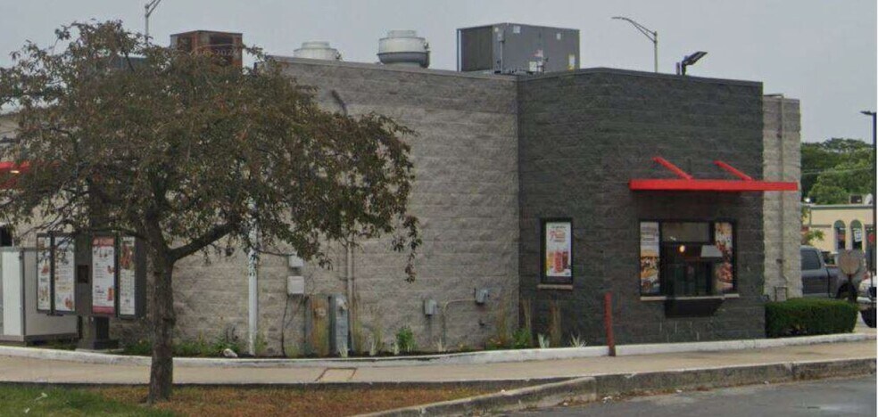 More Photos Of 1001 E 162nd St, South Holland Restaurant For Lease