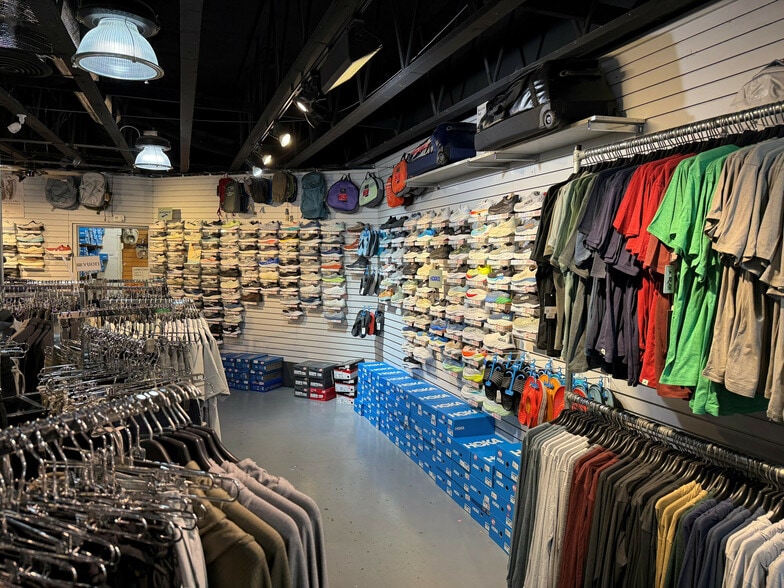 More Photos Of 1419 NW Loop 281, Longview Storefront For Sale