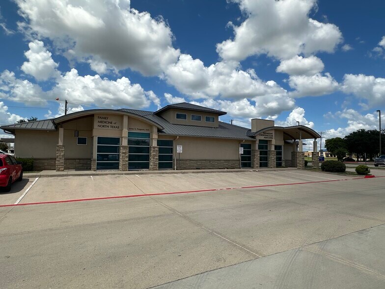 More Photos Of 2601 Scripture St, Denton Medical For Sale