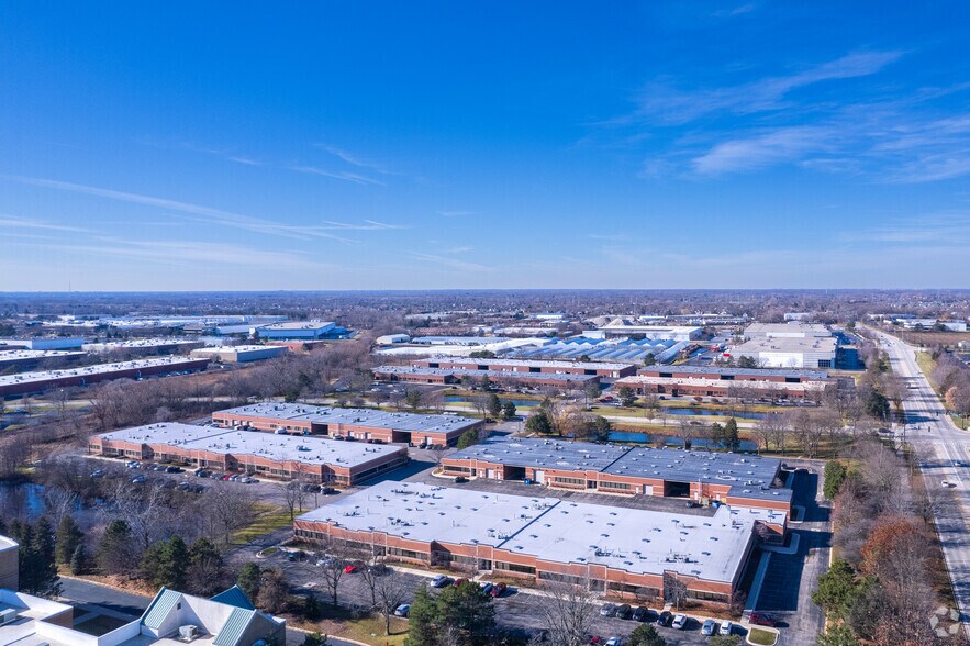 More Photos Of 1530-1558 Barclay Blvd, Buffalo Grove Unknown For Lease